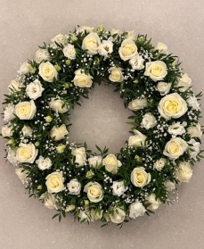 White roses ring wreath